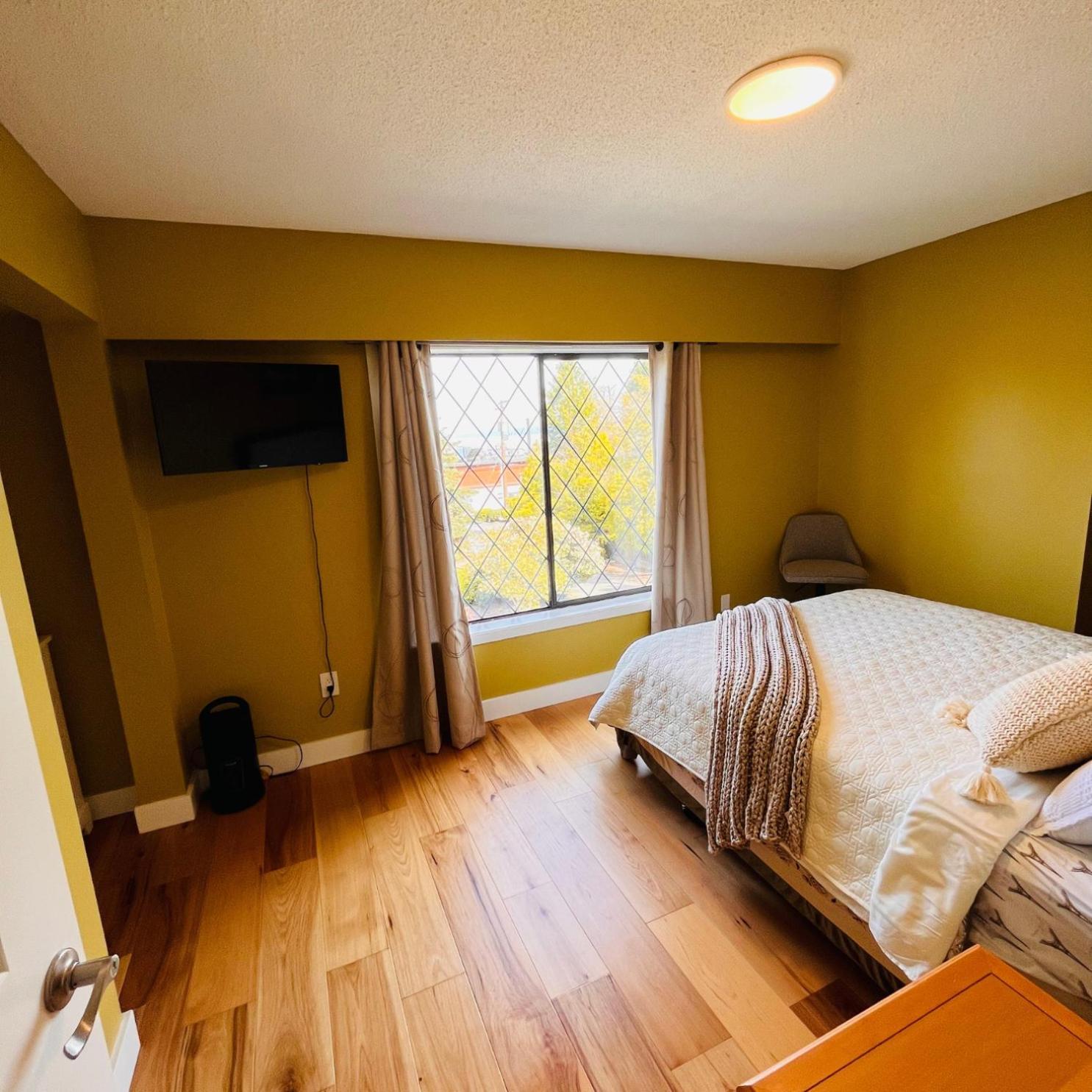 Oceanside Manor - Fancy Room - Golf Course & Beach View Qualicum Beach Buitenkant foto