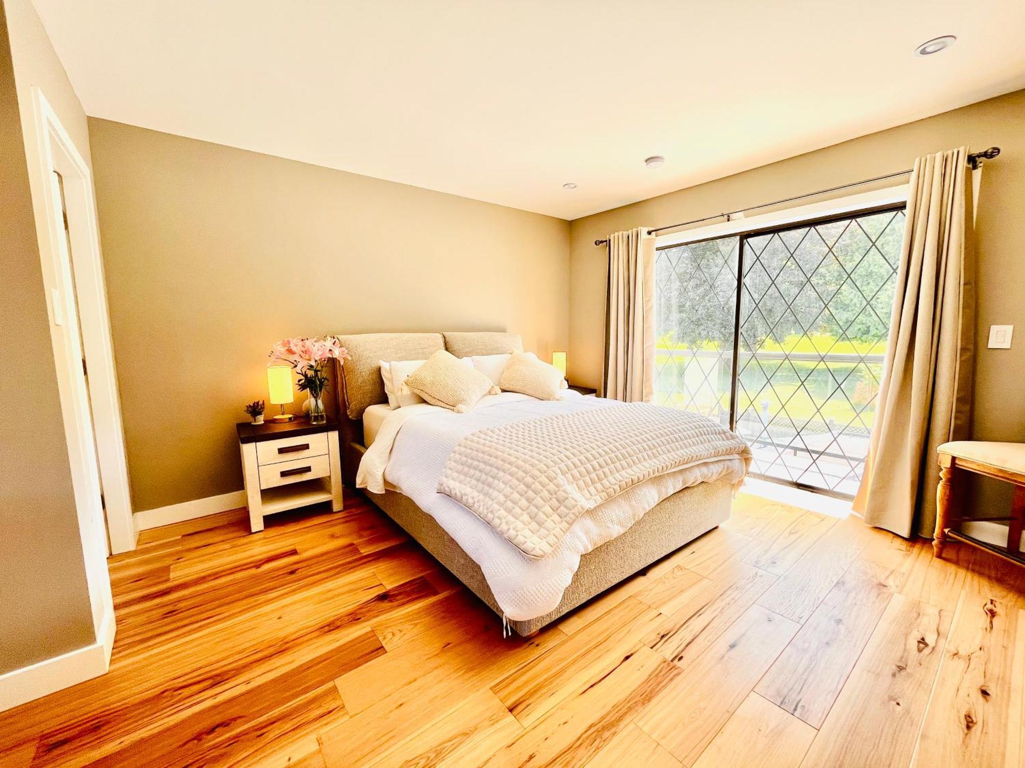 Oceanside Manor - Fancy Room - Golf Course & Beach View Qualicum Beach Buitenkant foto