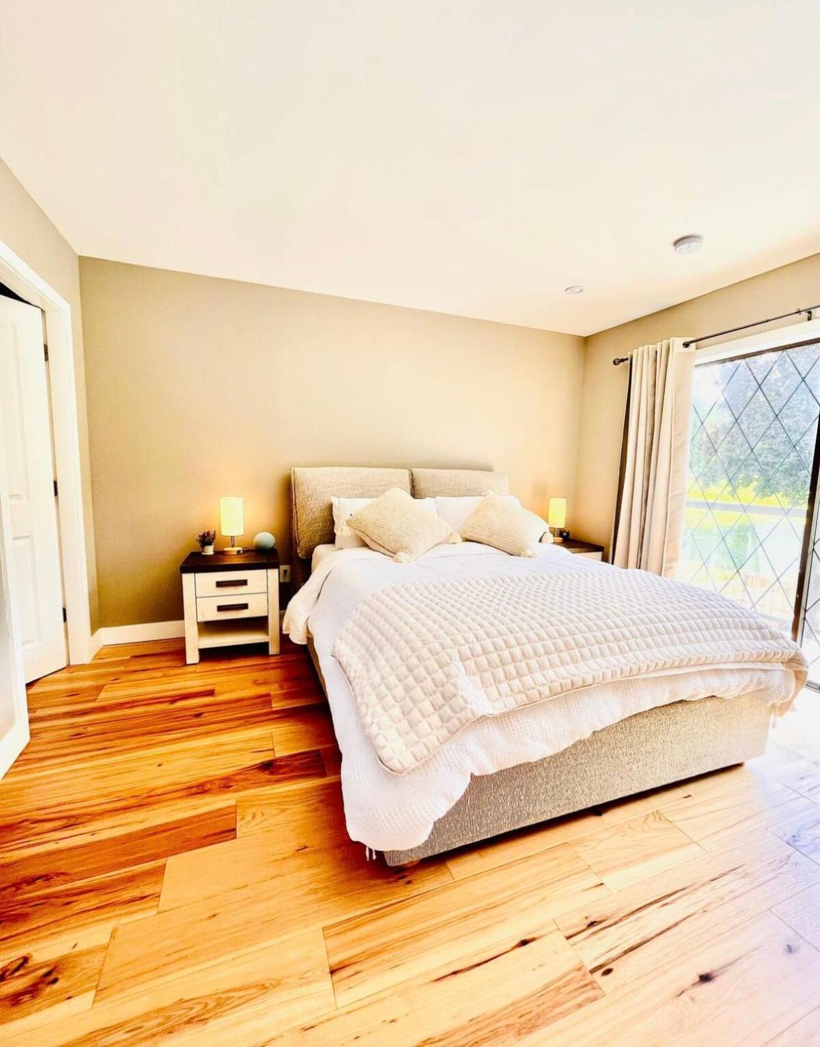 Oceanside Manor - Fancy Room - Golf Course & Beach View Qualicum Beach Buitenkant foto