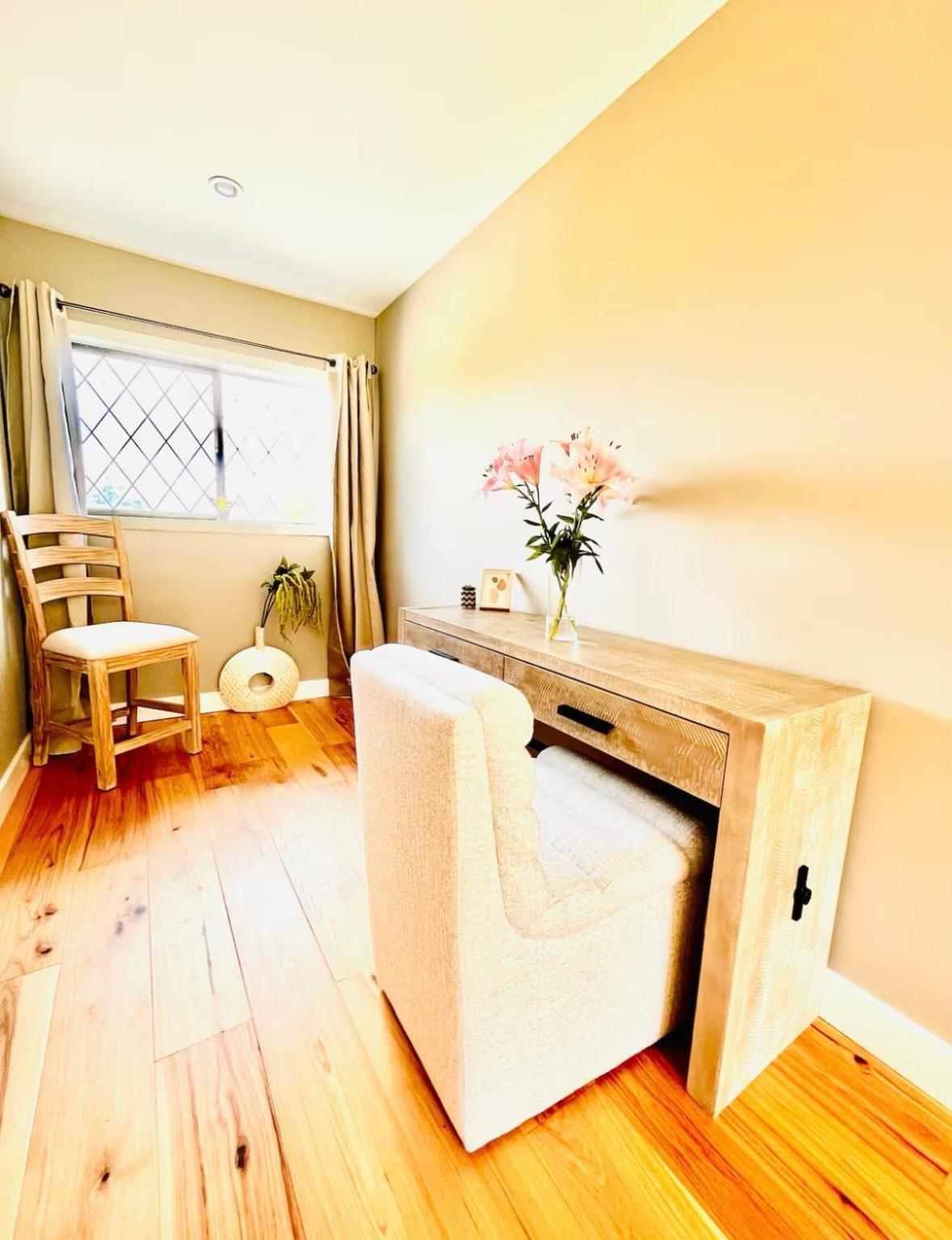 Oceanside Manor - Fancy Room - Golf Course & Beach View Qualicum Beach Buitenkant foto